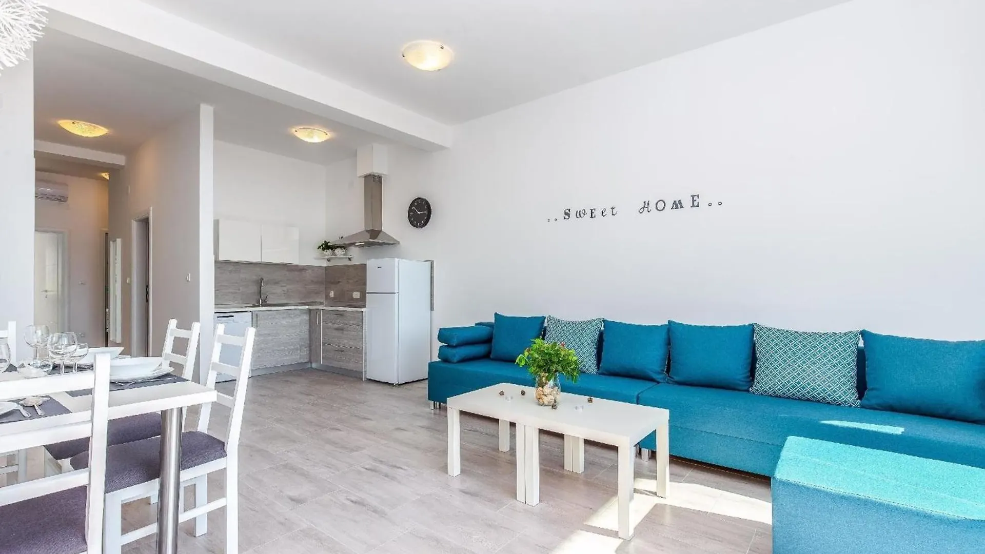 Apartment Ferienwohnung Fuer 6 Personen Ca 90 M In Dramalj, Adriakueste Kroatien Kvarner Bucht